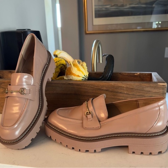 Chunky nude Loafers with Gold Buckle - Picture 1 of 7